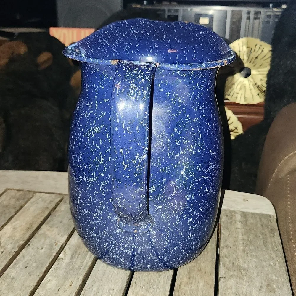 U.S.N Enameled Bath Pitcher GEUDER, PAESCHKE & FREY CO. Vintage